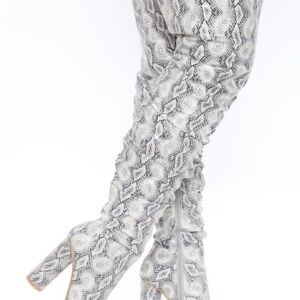 Fashion nova Snakeskin Patterned Knee-High Boots